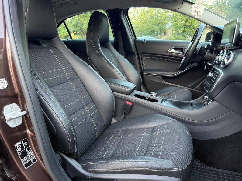 
								MERCEDES – BENZ. A CLASS / CUTIE AUTOMATA / NAVIGATIE ANDROID CARPLAY / FARURI BI-XENON full									