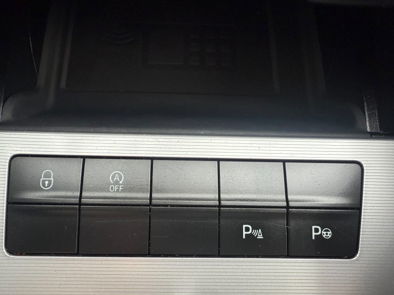 
								SKODA OCTAVIA / KEYLESS ENTRY&GO / BI-XENON / SISTEM AUDIO CANTON full									