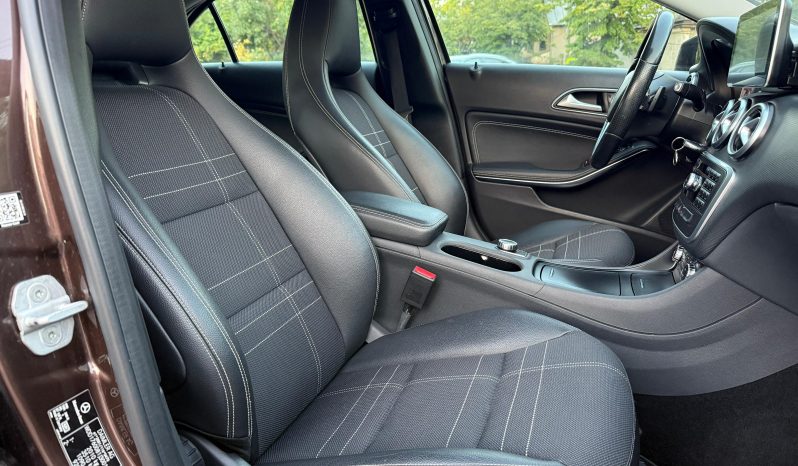 
								MERCEDES – BENZ. A CLASS / CUTIE AUTOMATA / NAVIGATIE ANDROID CARPLAY / FARURI BI-XENON full									
