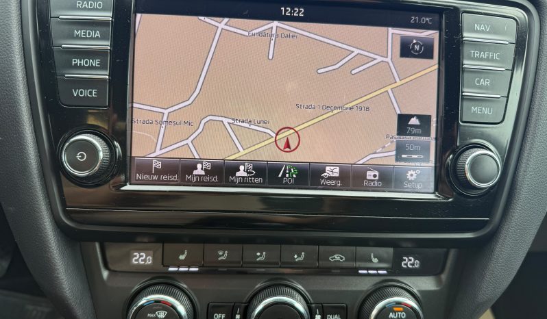 
								SKODA OCTAVIA / KEYLESS ENTRY&GO / BI-XENON / SISTEM AUDIO CANTON full									