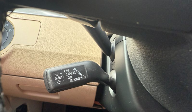 
								VW PASSAT HIGHLINE / AN 2014 / CUTIE AUTOMATA / BENZINA full									