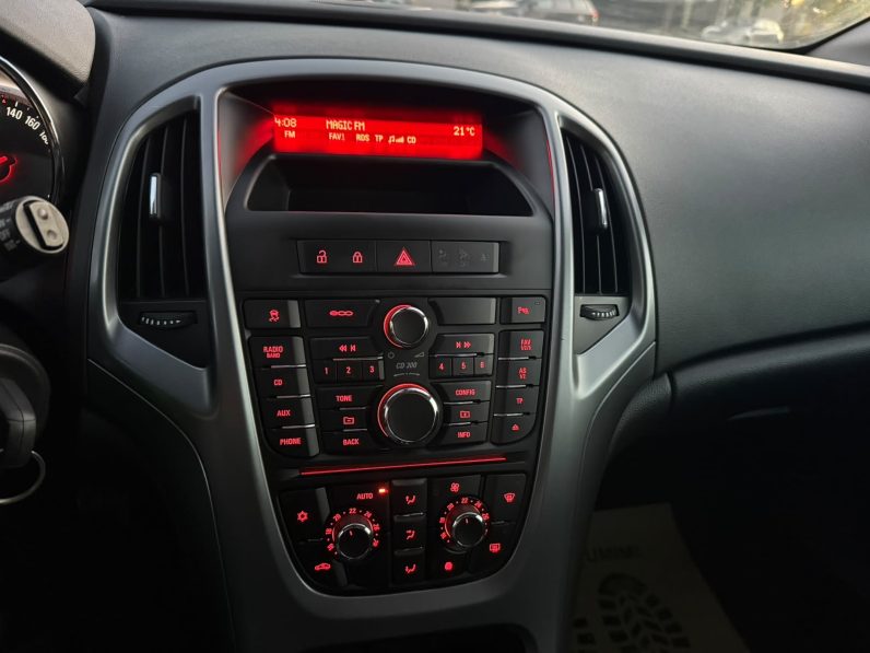 
								OPEL ASTRA EDITION / AN 2015 / MOTOR 1,6 D / EURO 6 full									