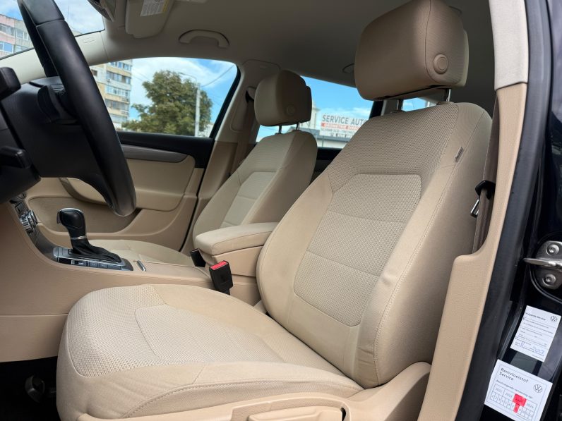 
								VW PASSAT HIGHLINE / AN 2014 / CUTIE AUTOMATA / BENZINA full									