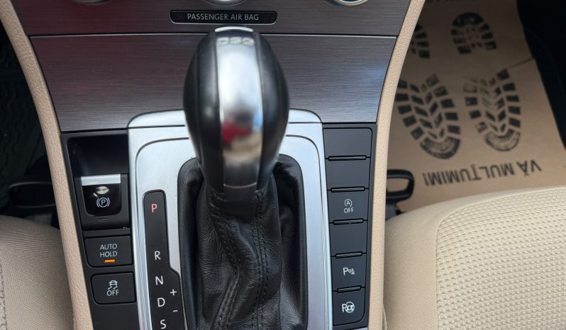
								VW PASSAT HIGHLINE / AN 2014 / CUTIE AUTOMATA / BENZINA full									