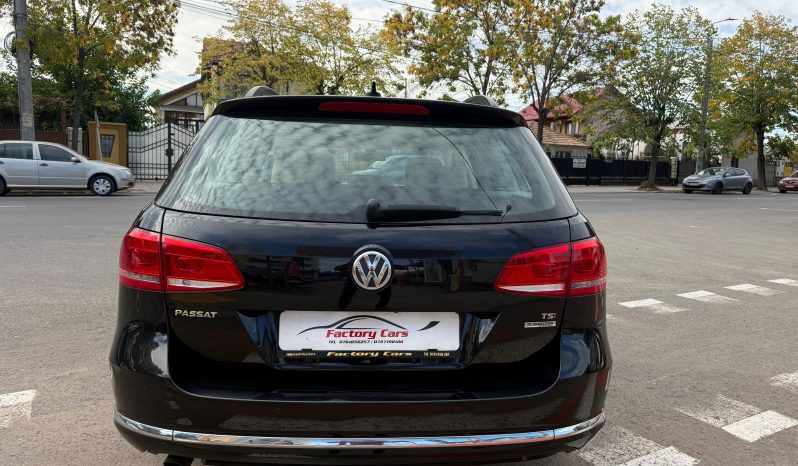 
								VW PASSAT HIGHLINE / AN 2014 / CUTIE AUTOMATA / BENZINA full									