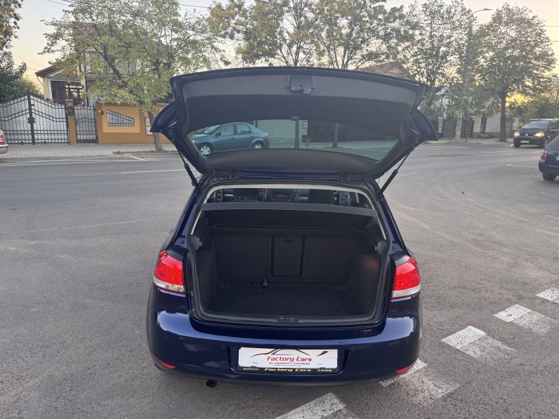 
								VW GOLF MATCH / CUTIE AUTOMATA full									