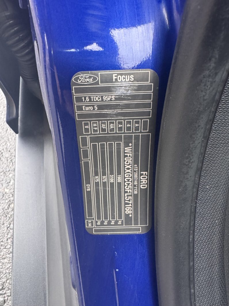 
								FORD FOCUS TITANIUM / 2015 / 1,6 DIESEL full									