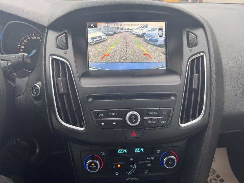 
								FORD FOCUS TITANIUM / 2015 / 1,6 DIESEL full									