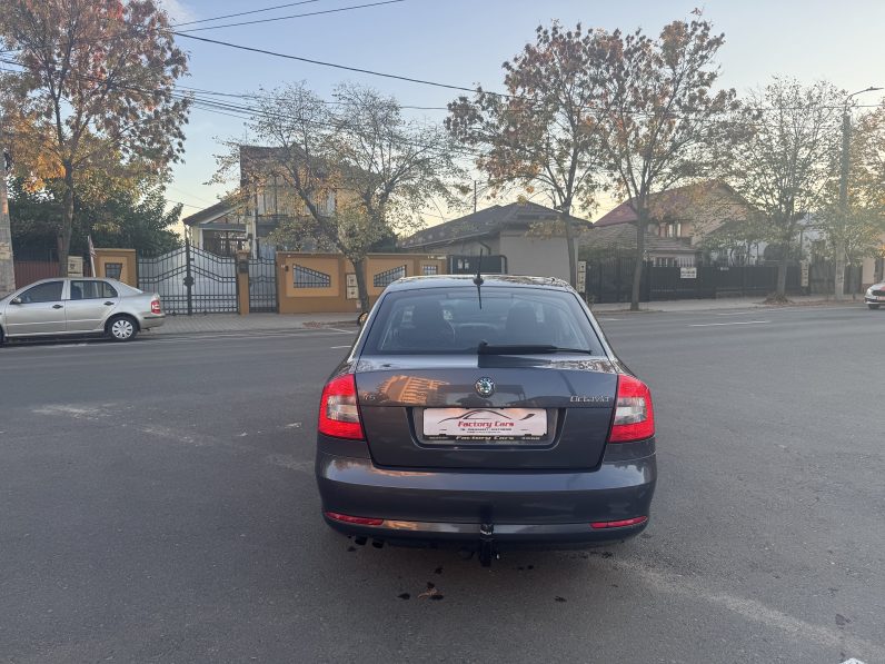 
								SKODA OCTAVIA BERLINA ELEGANCE / 1,4 BENZINA / 2012 full									