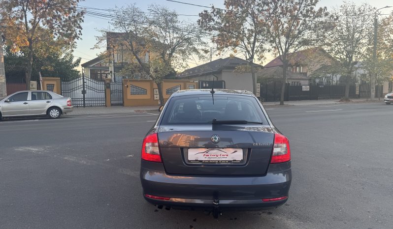 
								SKODA OCTAVIA BERLINA ELEGANCE / 1,4 BENZINA / 2012 full									