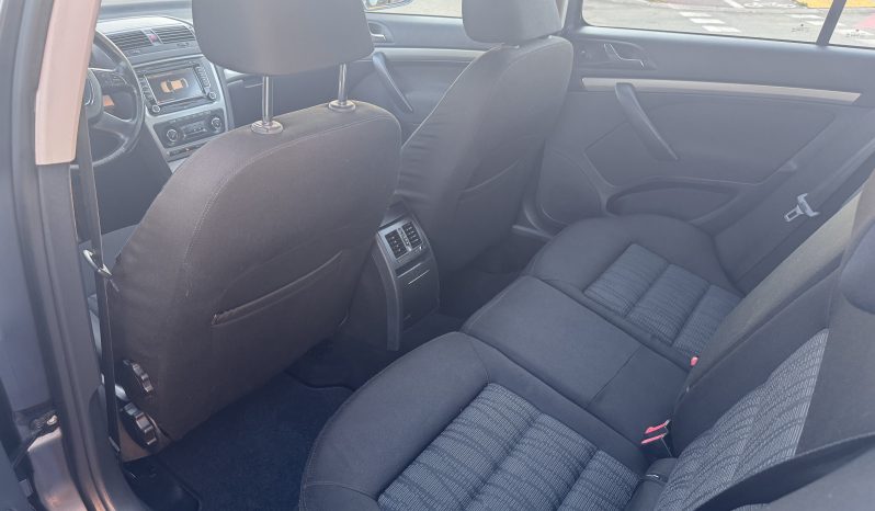 
								SKODA OCTAVIA BERLINA ELEGANCE / 1,4 BENZINA / 2012 full									