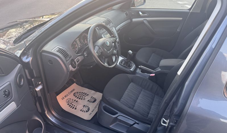 
								SKODA OCTAVIA BERLINA ELEGANCE / 1,4 BENZINA / 2012 full									