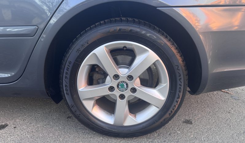 
								SKODA OCTAVIA BERLINA ELEGANCE / 1,4 BENZINA / 2012 full									
