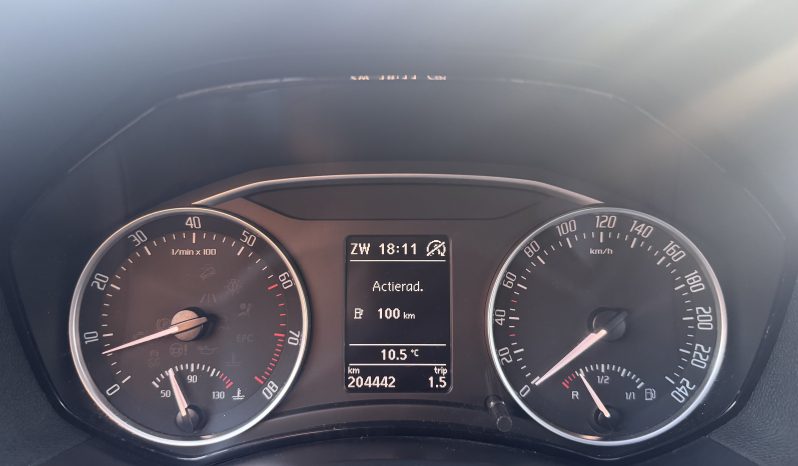 
								SKODA OCTAVIA BERLINA ELEGANCE / 1,4 BENZINA / 2012 full									