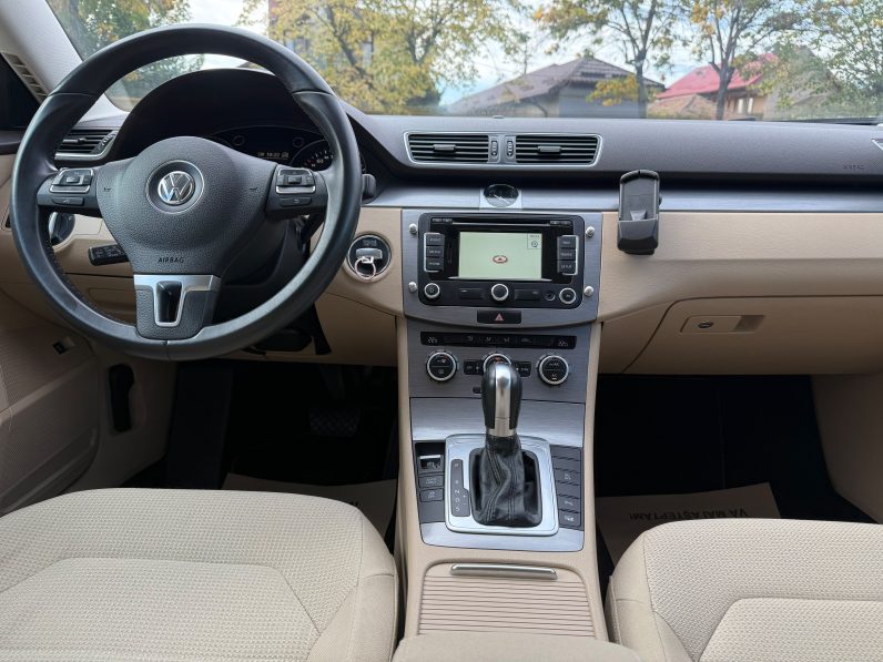 
								VW PASSAT HIGHLINE / AN 2014 / CUTIE AUTOMATA / BENZINA full									