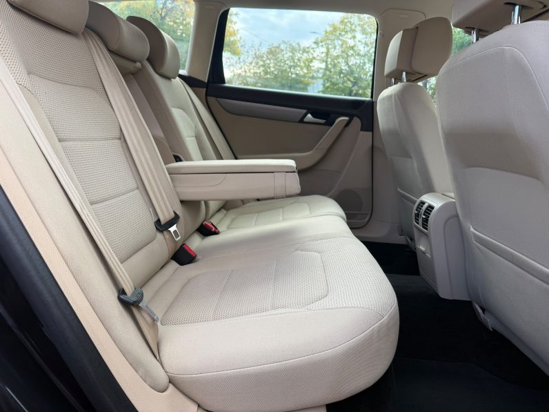 
								VW PASSAT HIGHLINE / AN 2014 / CUTIE AUTOMATA / BENZINA full									